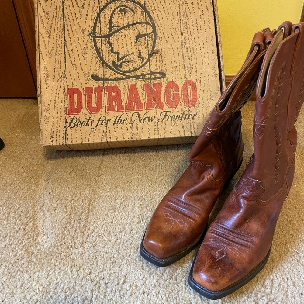 Brown cowgirl boots